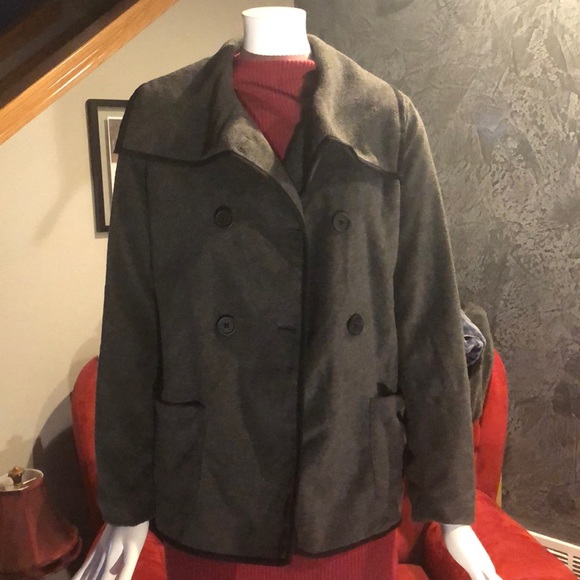 Jacket - Picture 1 of 4